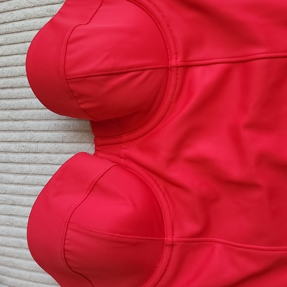 NWOT new SPANX red pinup girl swimming tank never worn. - Picture 3 of 6